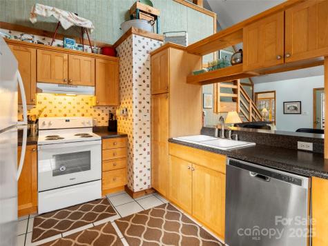 376 Ox Creek Road Weaverville NC 28787