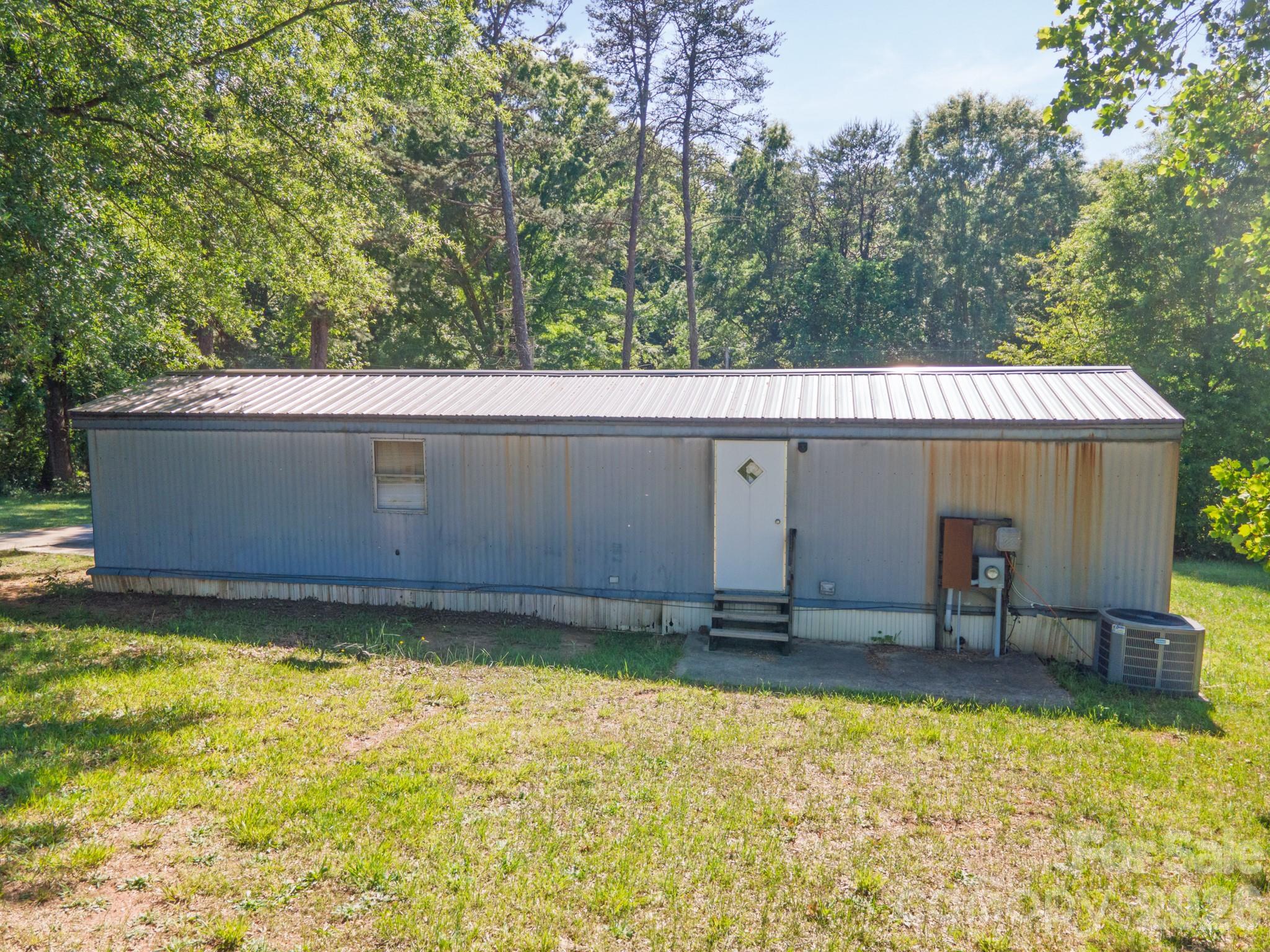 142 & 146 Delaware Road Statesville NC 28625