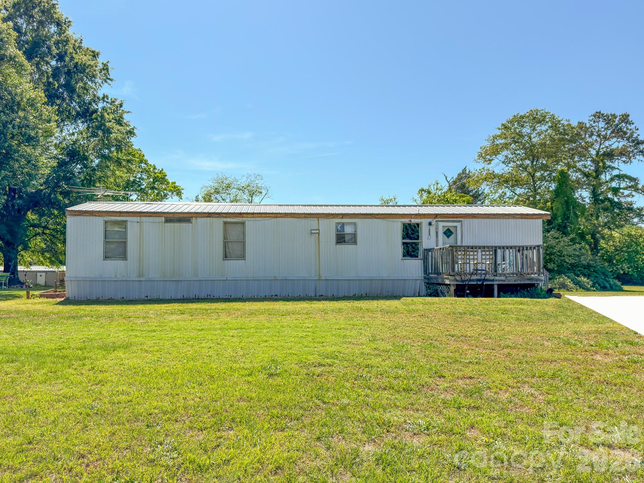 142 & 146 Delaware Road Statesville NC 28625