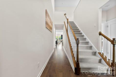 5727 Lavaux Court Charlotte NC 28214