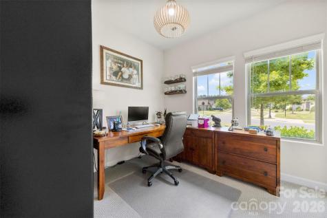 5727 Lavaux Court Charlotte NC 28214