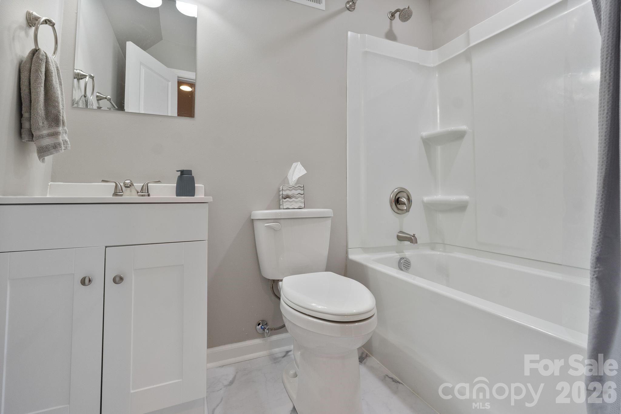 1215 Longwall Lane Matthews NC 28105