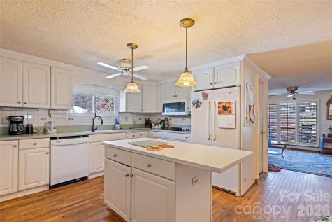 6 Chestnut Terrace Asheville NC 28803