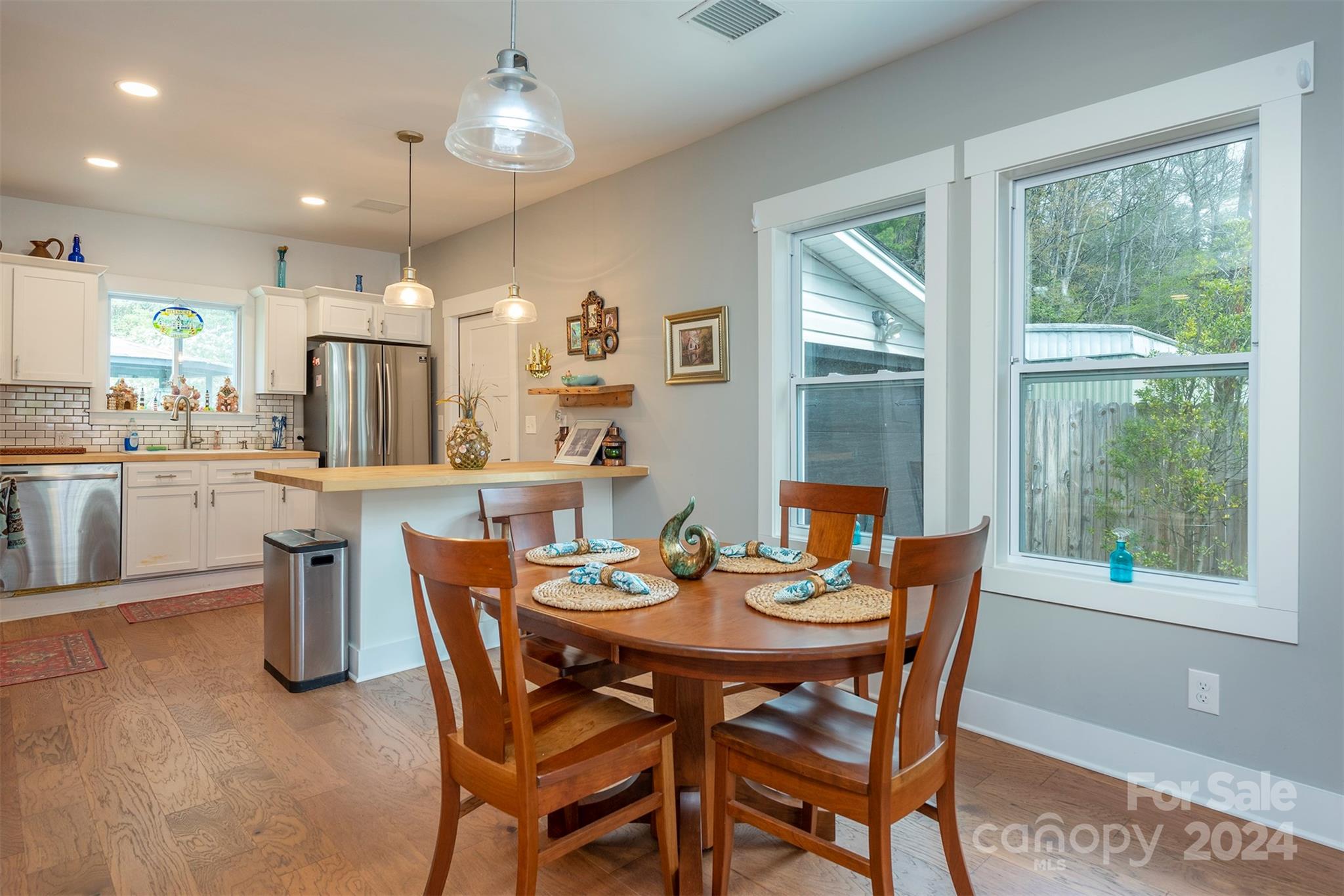 1117 Montreat Road Black Mountain NC 28711