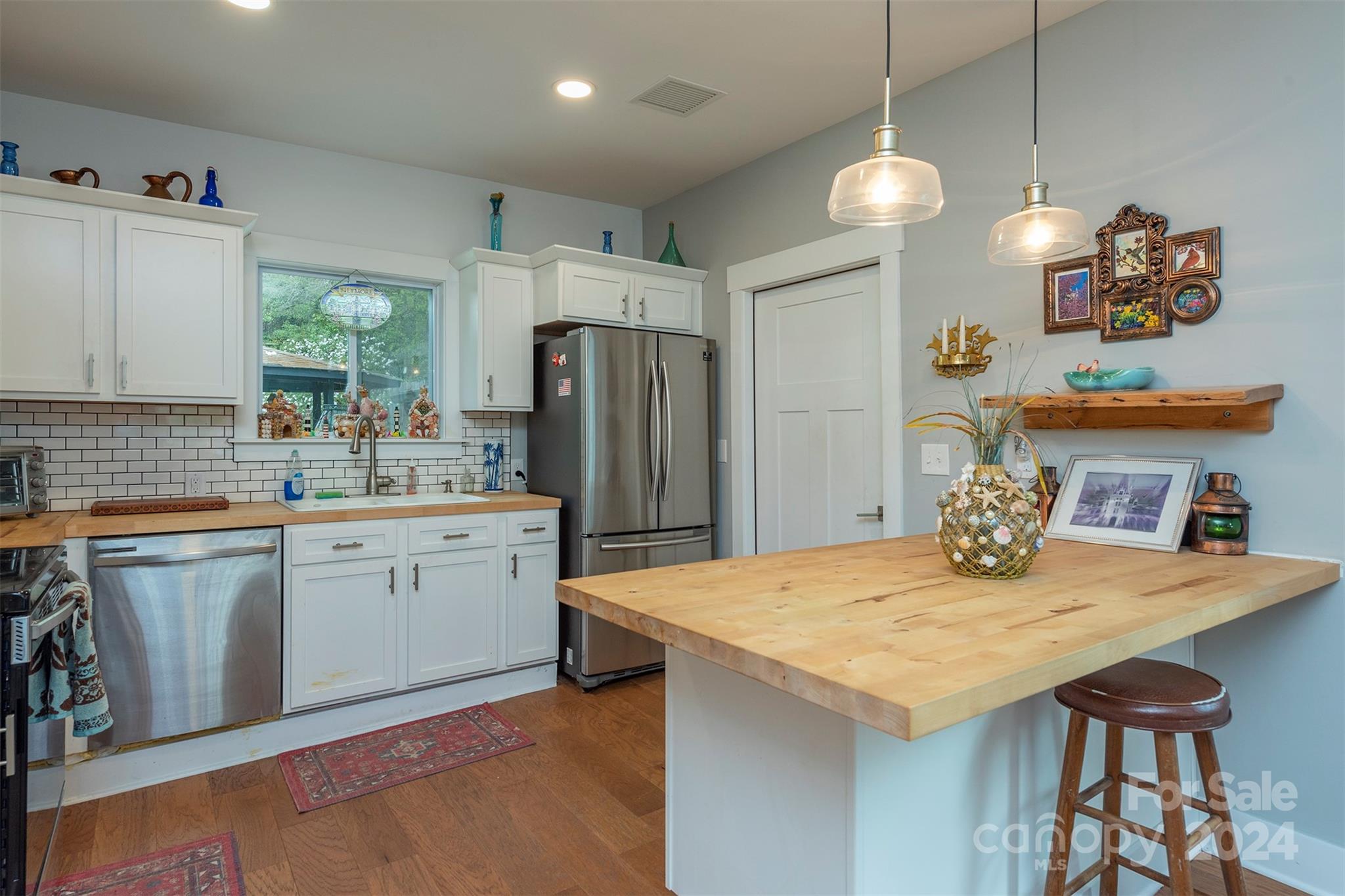 1117 Montreat Road Black Mountain NC 28711