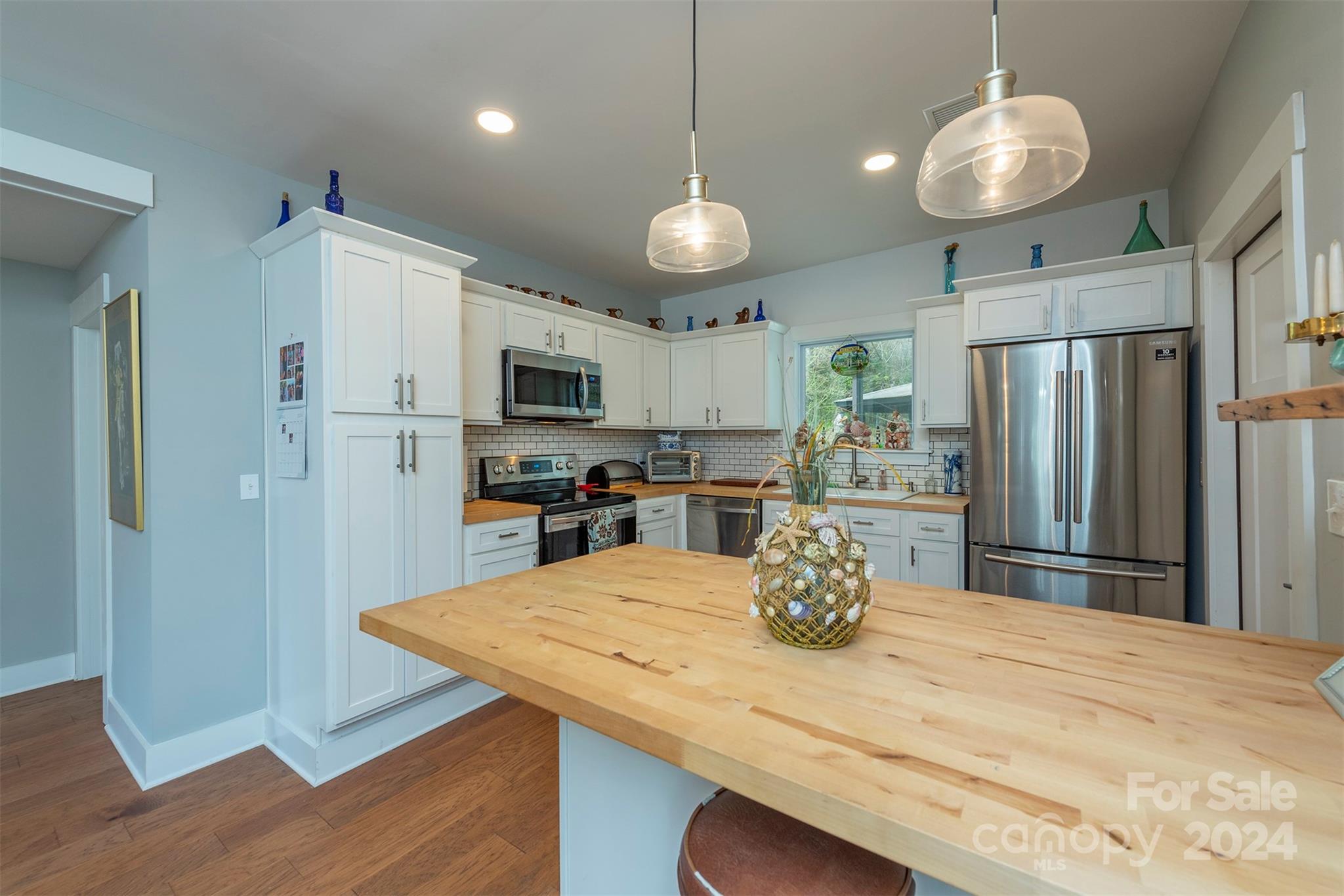 1117 Montreat Road Black Mountain NC 28711