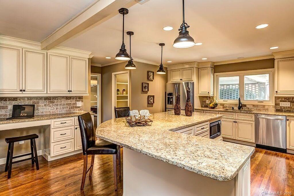 6127 Glenridge Road Charlotte NC 28211