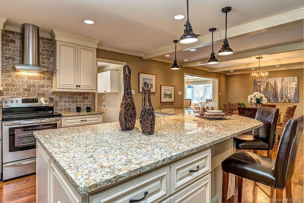 6127 Glenridge Road Charlotte NC 28211