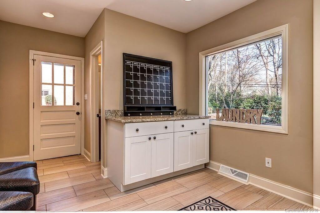 6127 Glenridge Road Charlotte NC 28211