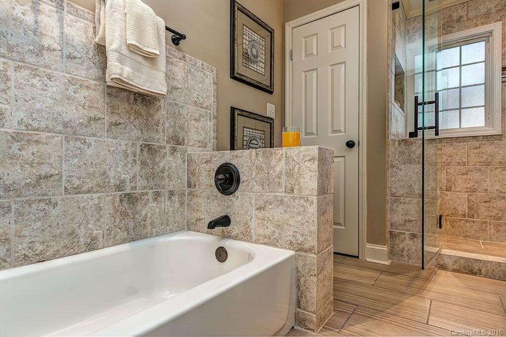 6127 Glenridge Road Charlotte NC 28211