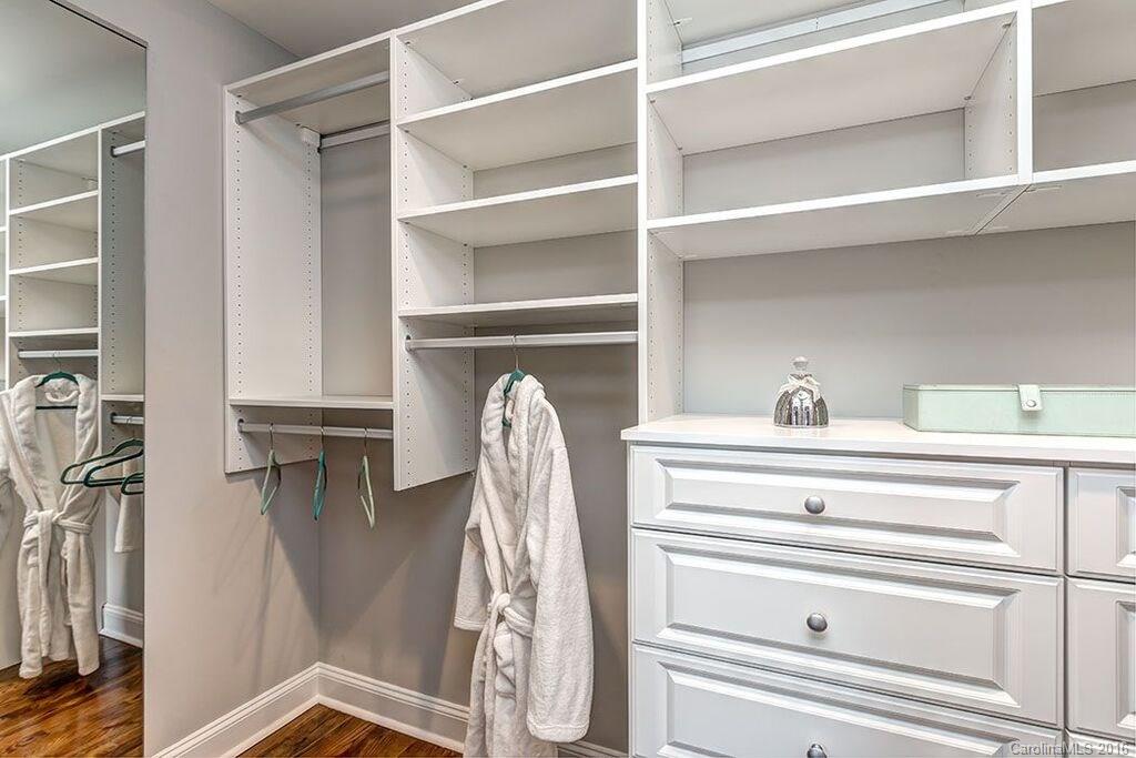 6127 Glenridge Road Charlotte NC 28211