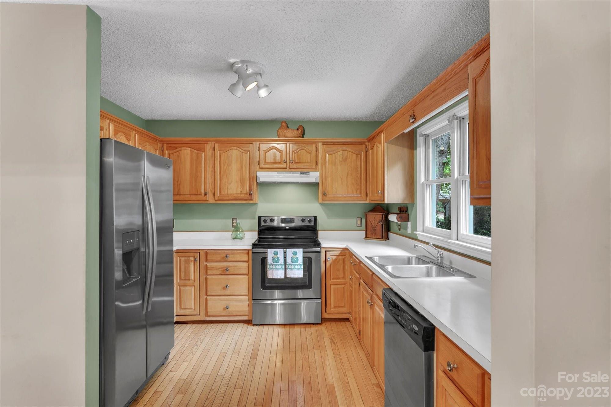 2691 Hemlock Court Nebo NC 28761