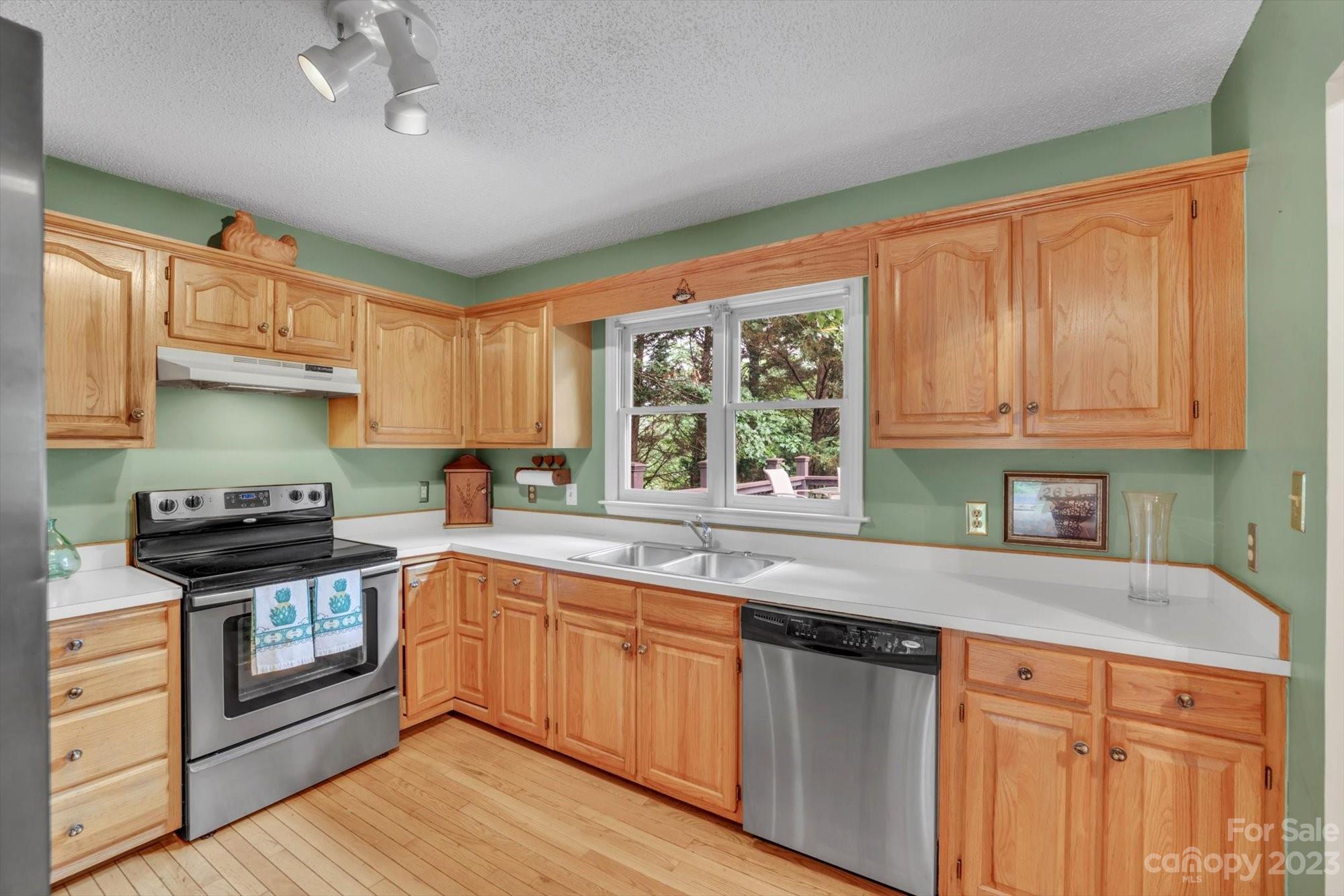2691 Hemlock Court Nebo NC 28761