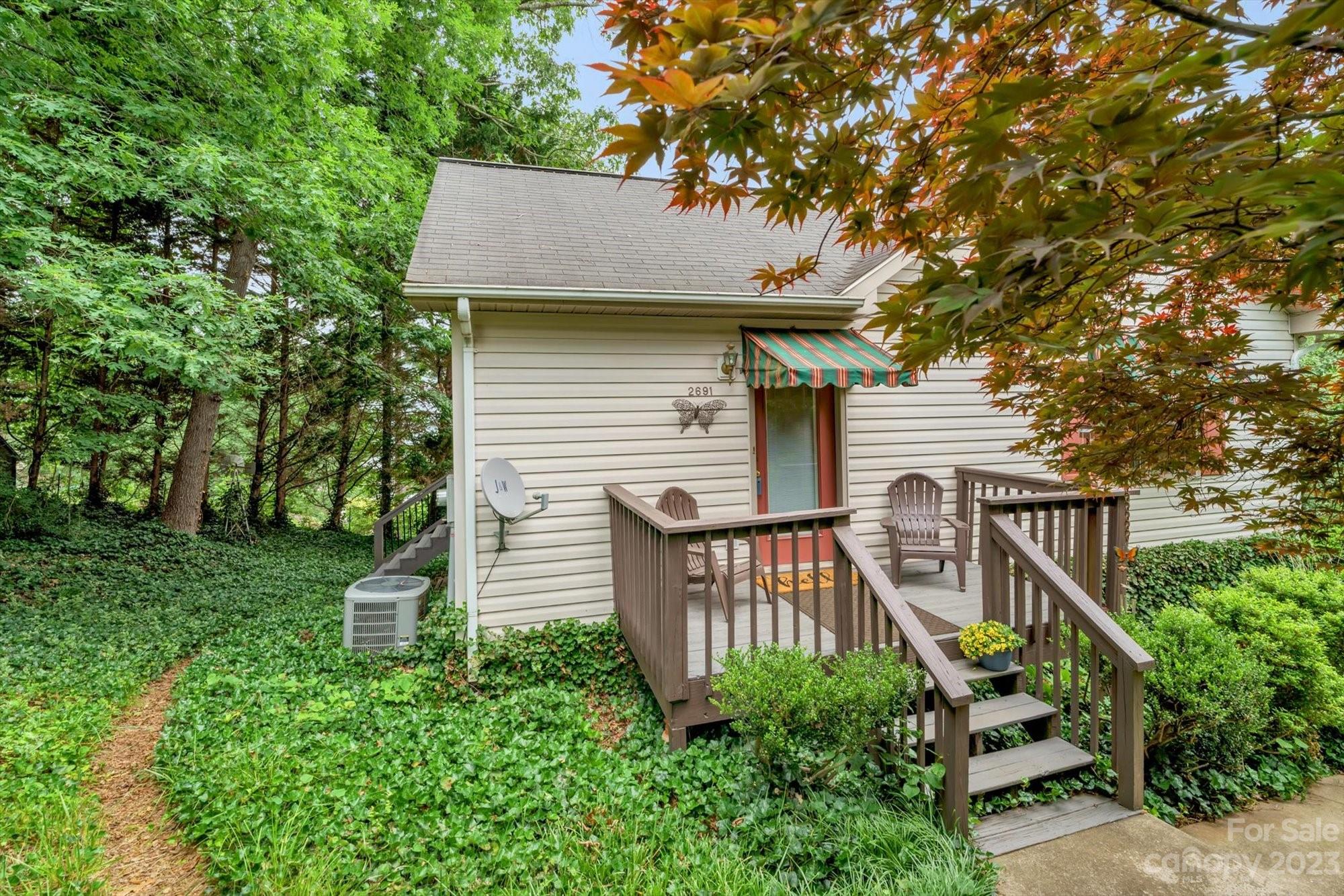 2691 Hemlock Court Nebo NC 28761