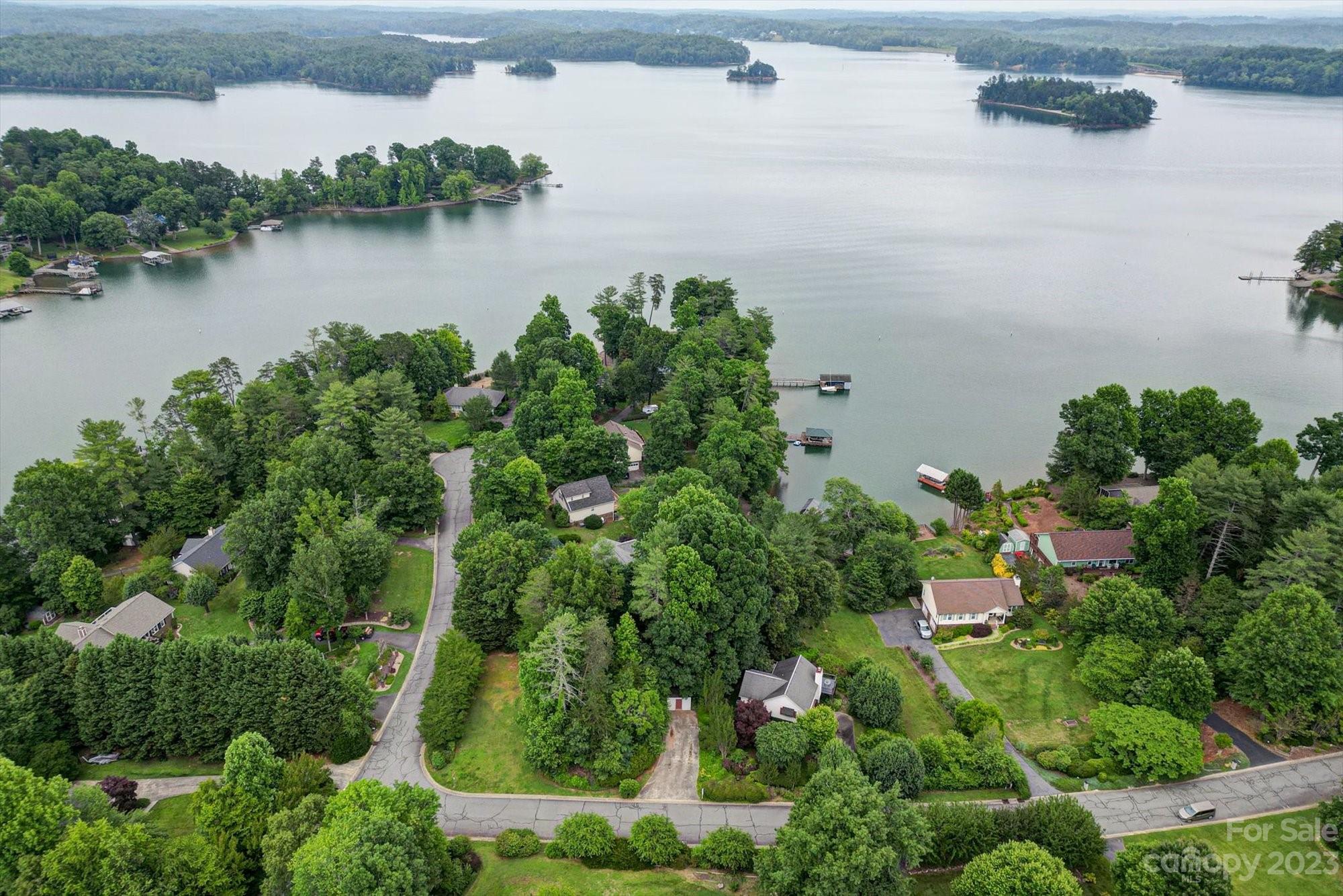 2691 Hemlock Court Nebo NC 28761
