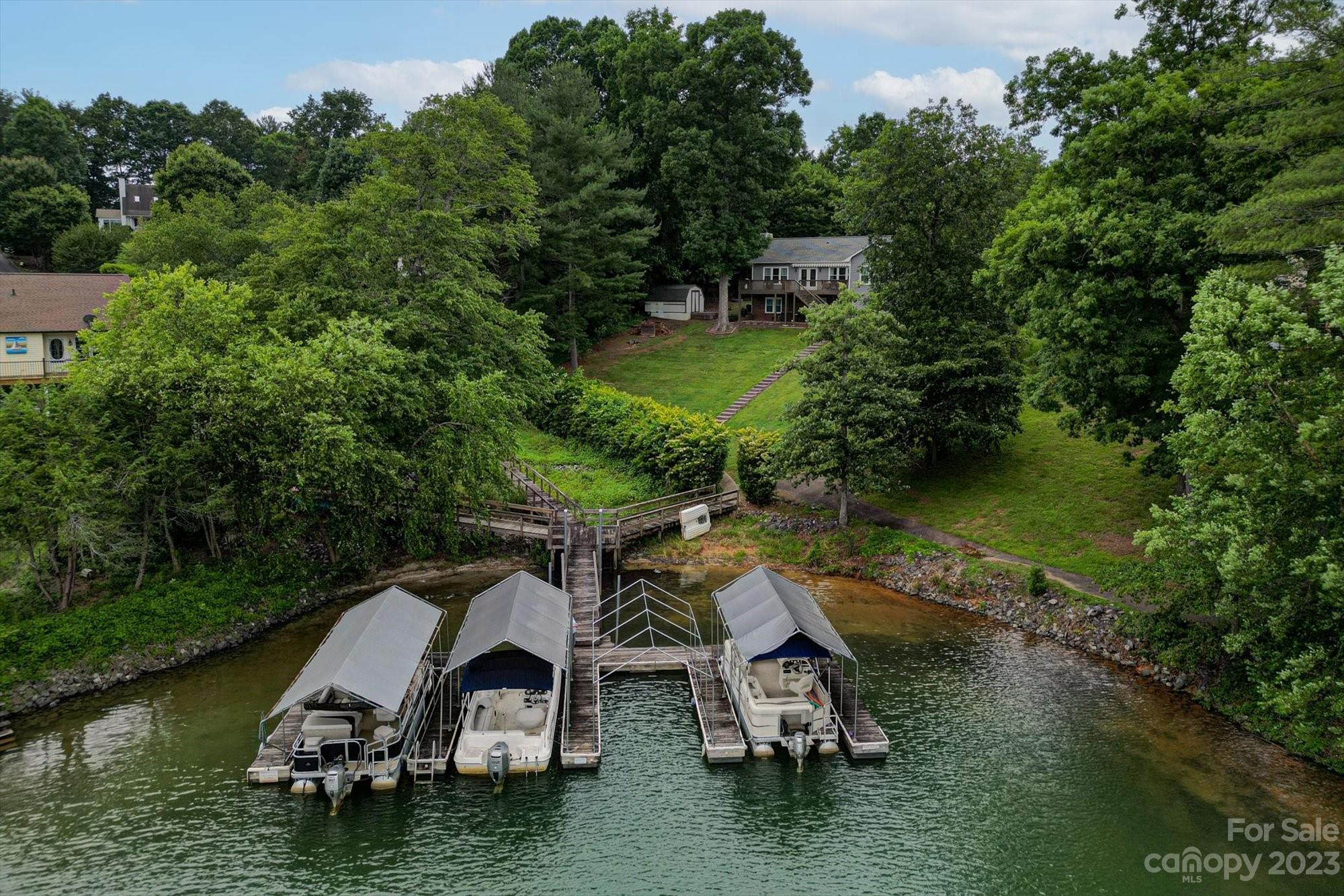 2691 Hemlock Court Nebo NC 28761