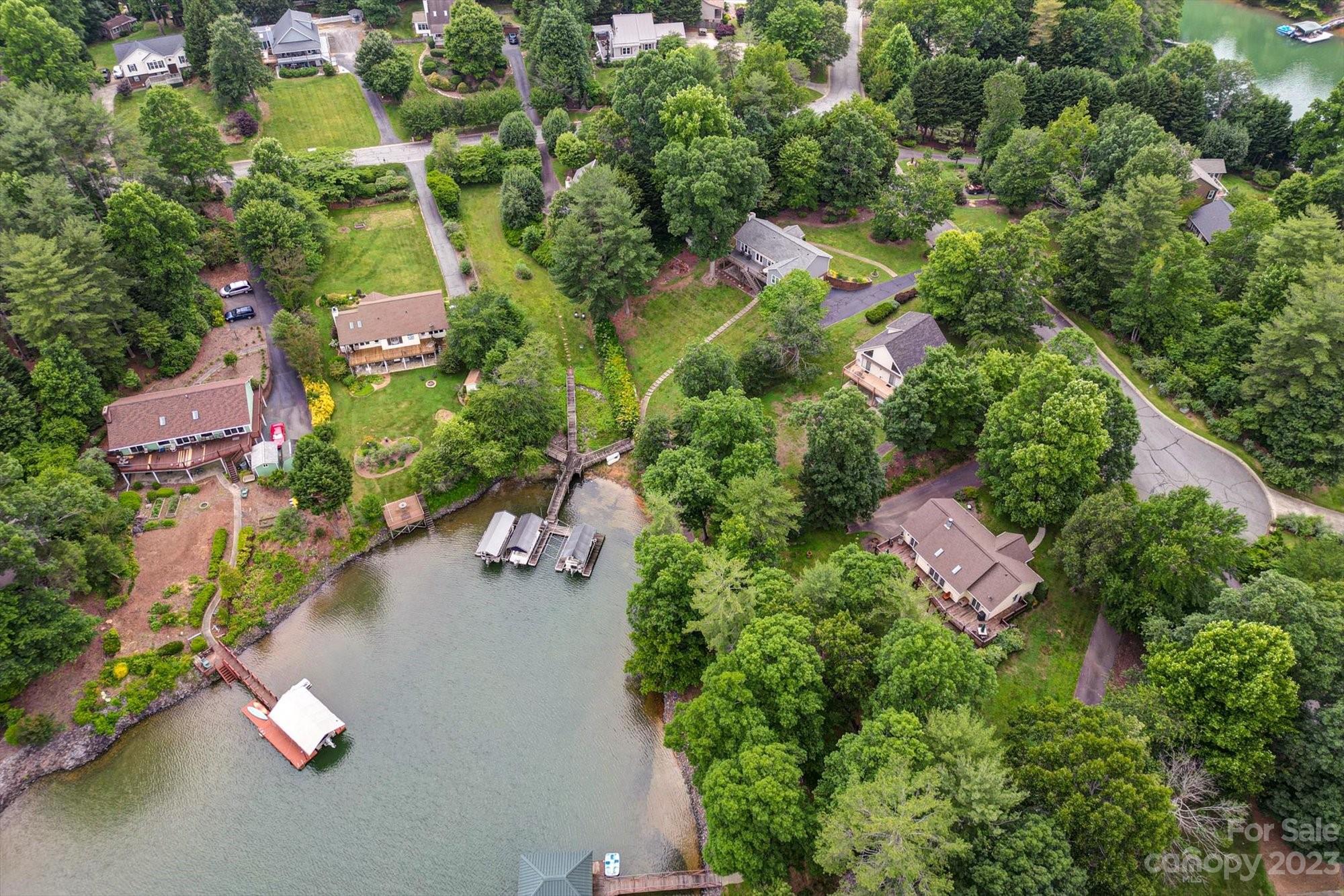 2691 Hemlock Court Nebo NC 28761