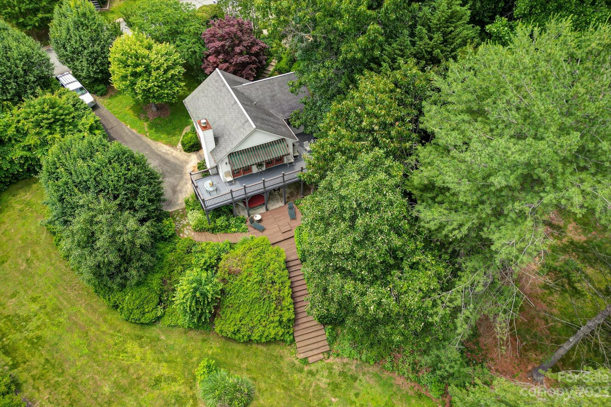 2691 Hemlock Court Nebo NC 28761