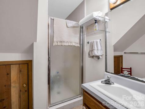 45 Lakeside Villas Drive Brevard NC 28712