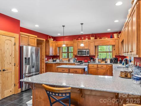 917 Otter Mountain Road Topton NC 28781