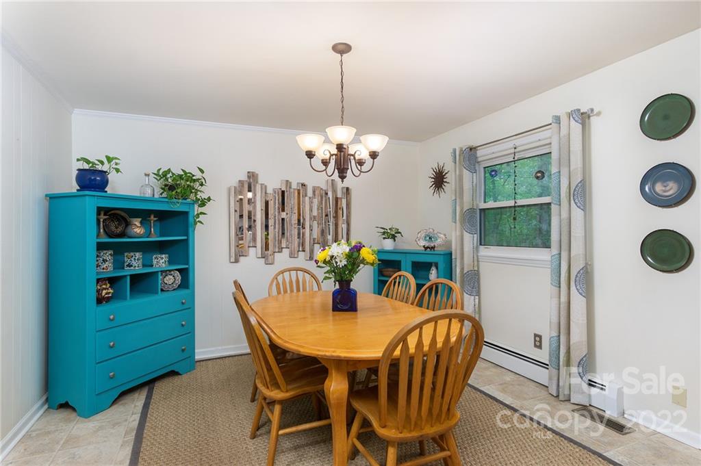 25 Selwyn Road Asheville NC 28806