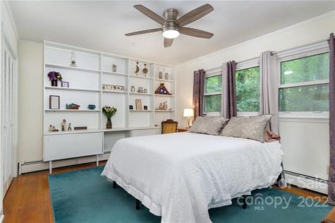 25 Selwyn Road Asheville NC 28806