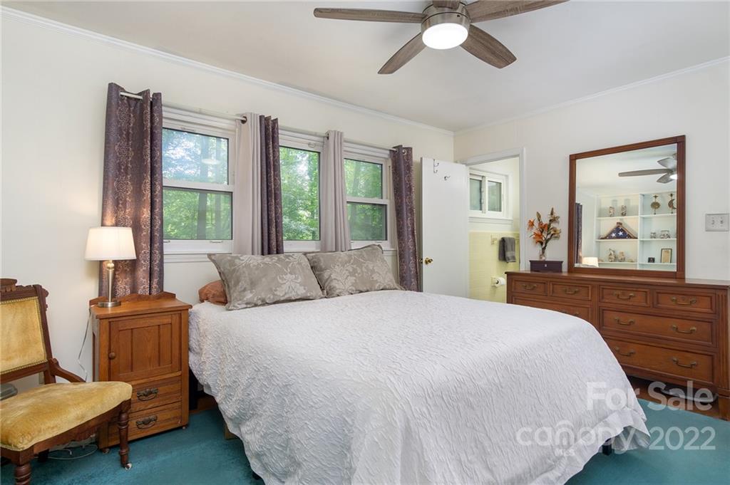 25 Selwyn Road Asheville NC 28806
