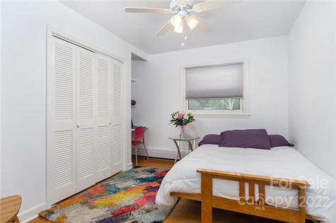 25 Selwyn Road Asheville NC 28806