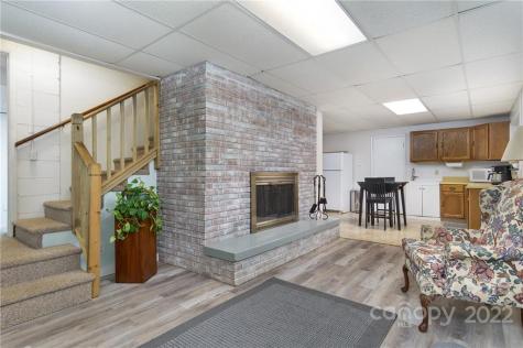 25 Selwyn Road Asheville NC 28806
