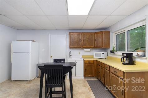 25 Selwyn Road Asheville NC 28806