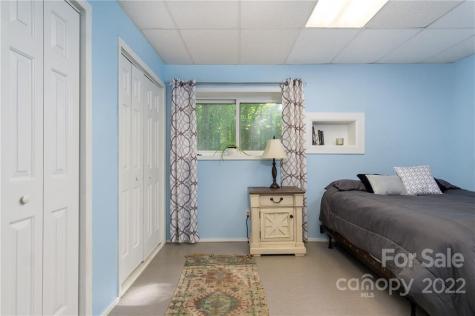 25 Selwyn Road Asheville NC 28806