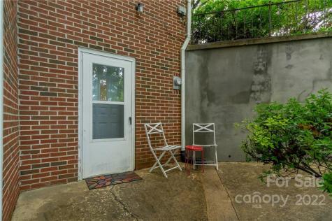 25 Selwyn Road Asheville NC 28806