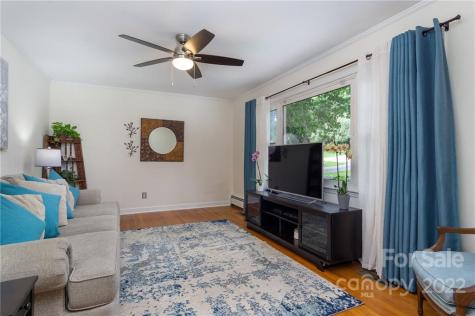 25 Selwyn Road Asheville NC 28806
