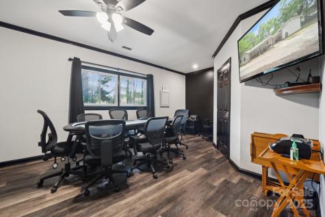 1917 Tom Sadler Road Charlotte NC 28214