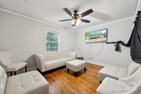 1917 Tom Sadler Road Charlotte NC 28214