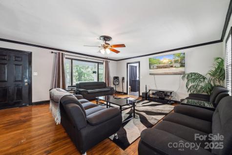 1917 Tom Sadler Road Charlotte NC 28214