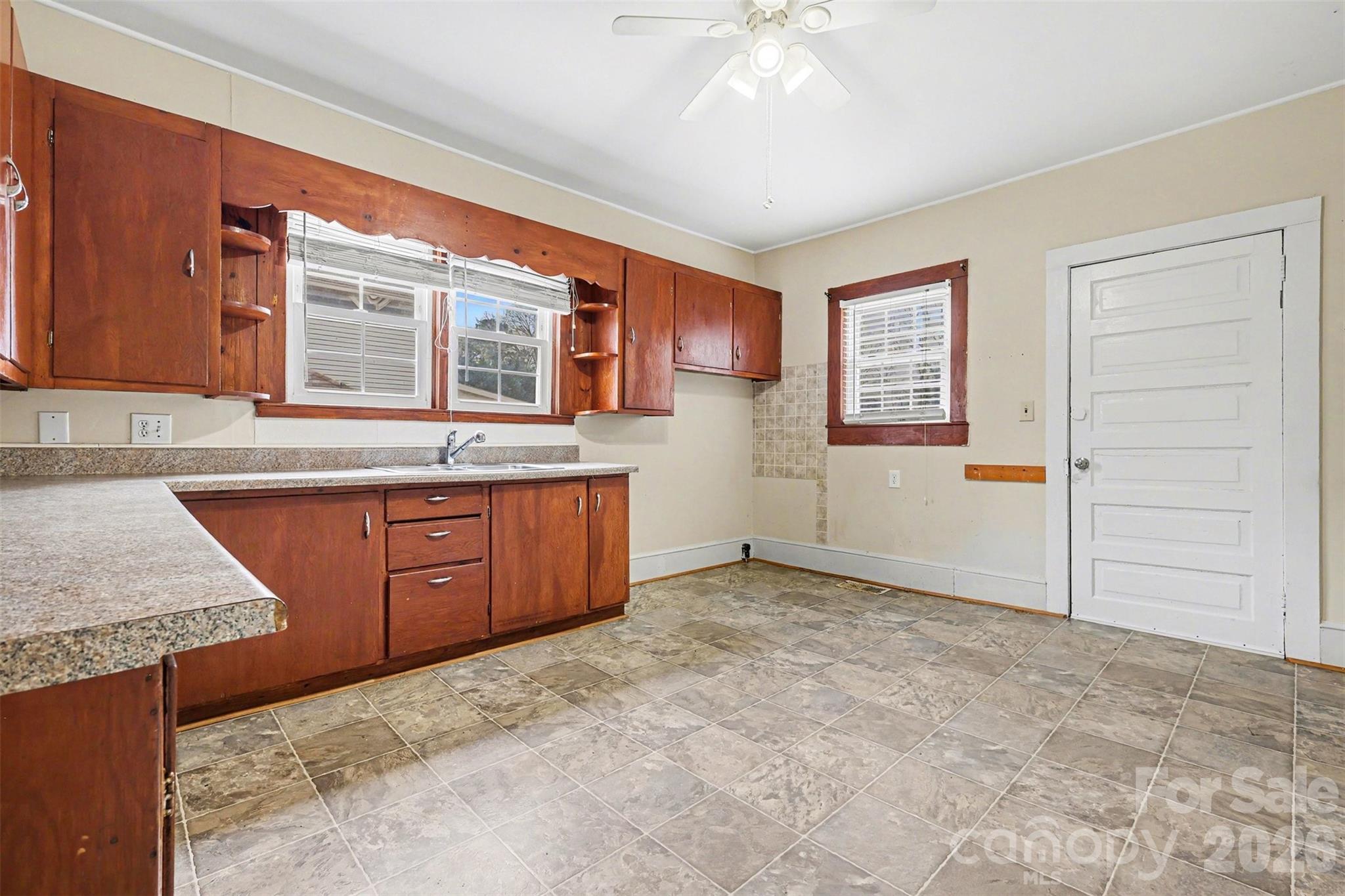 214 Wood Street Mount Holly NC 28120