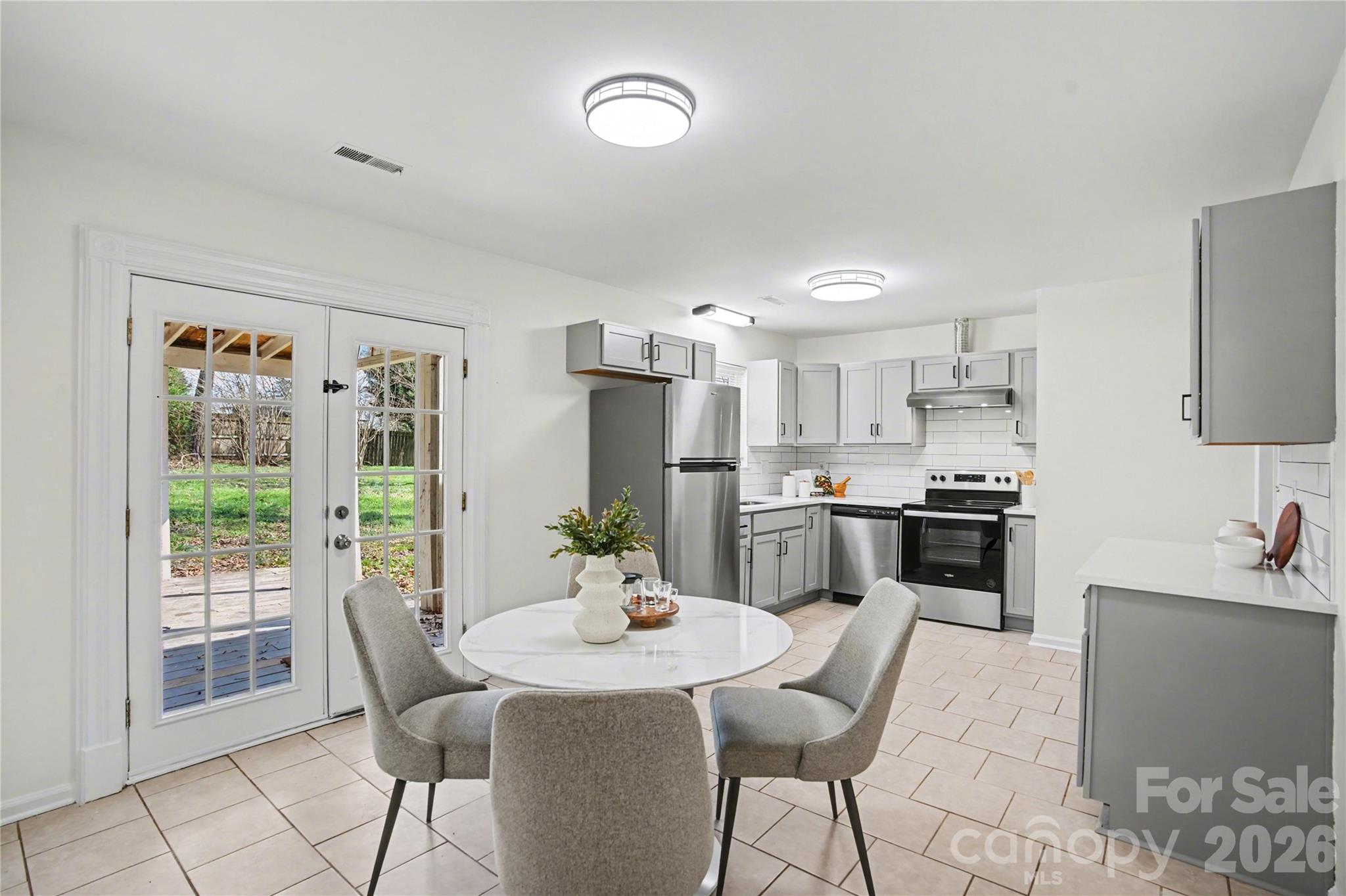 8205 Meadowind Circle Charlotte NC 28226
