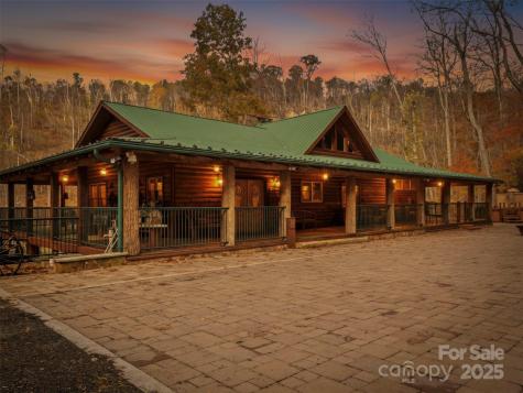 90 Rogers Creek Drive Bakersville NC 28705