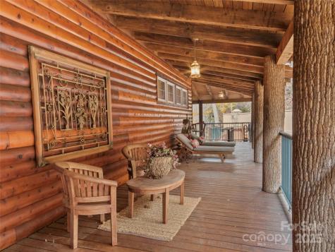 90 Rogers Creek Drive Bakersville NC 28705