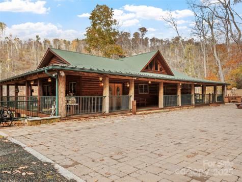 90 Rogers Creek Drive Bakersville NC 28705