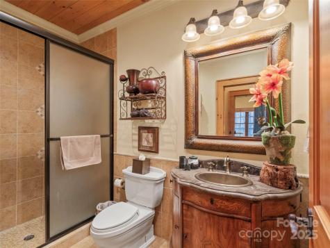 90 Rogers Creek Drive Bakersville NC 28705