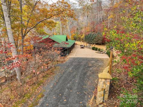 90 Rogers Creek Drive Bakersville NC 28705