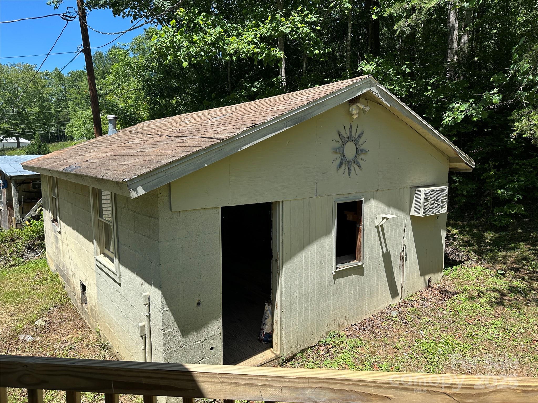 488 John Swofford Road Nebo NC 28761