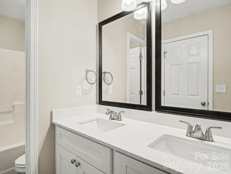 12102 Hampton Place Drive Charlotte NC 28269