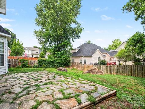 12102 Hampton Place Drive Charlotte NC 28269