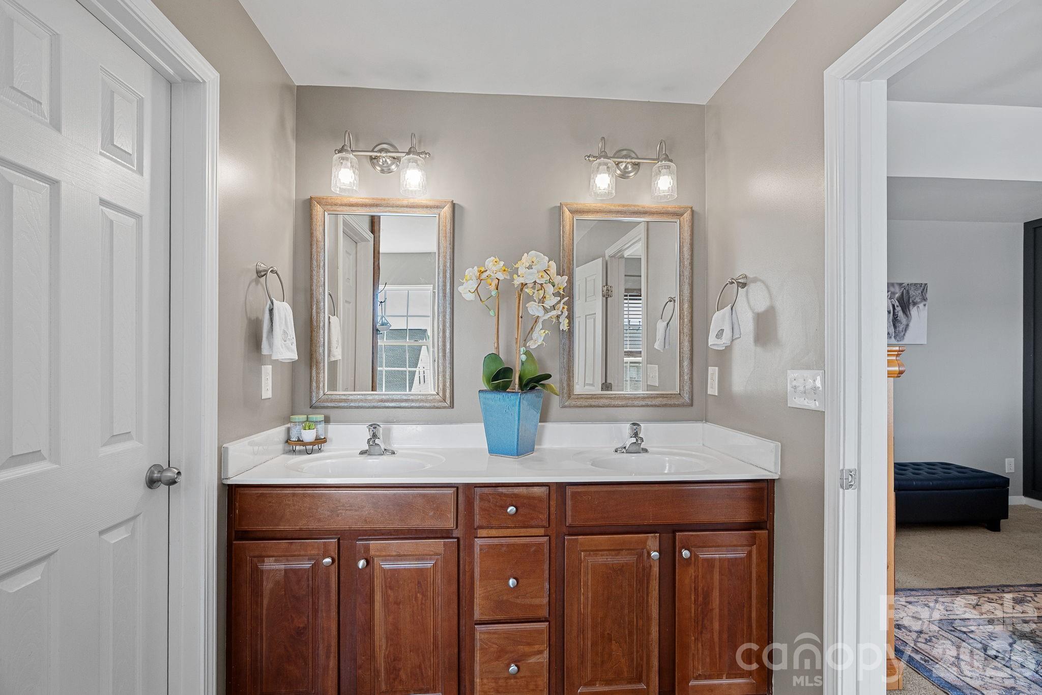 8117 Bridgegate Drive Huntersville NC 28078