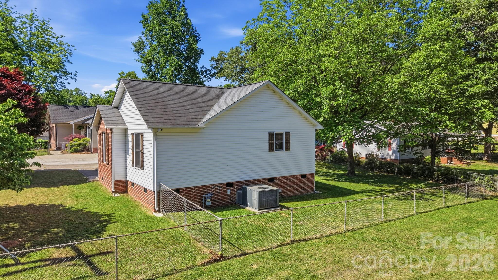 609 N 10th Street Bessemer City NC 28016