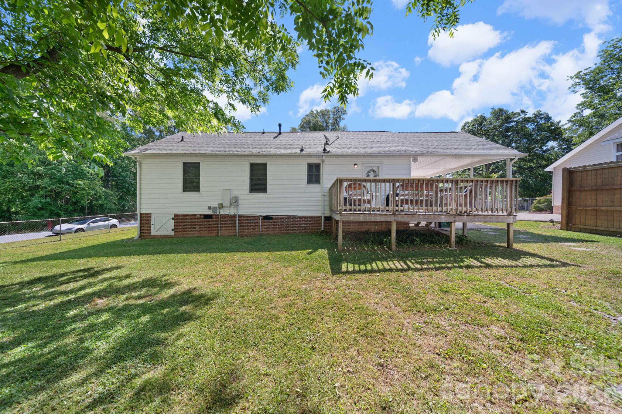 609 N 10th Street Bessemer City NC 28016