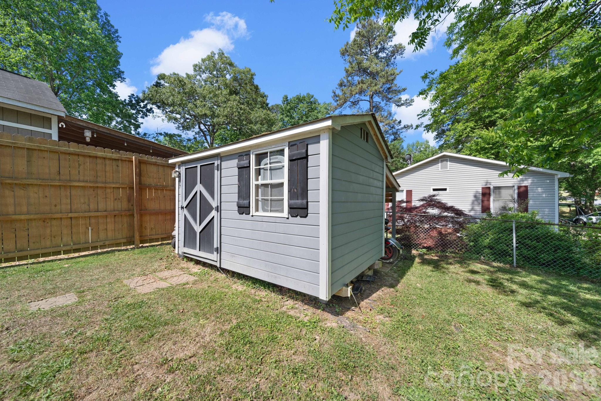 609 N 10th Street Bessemer City NC 28016